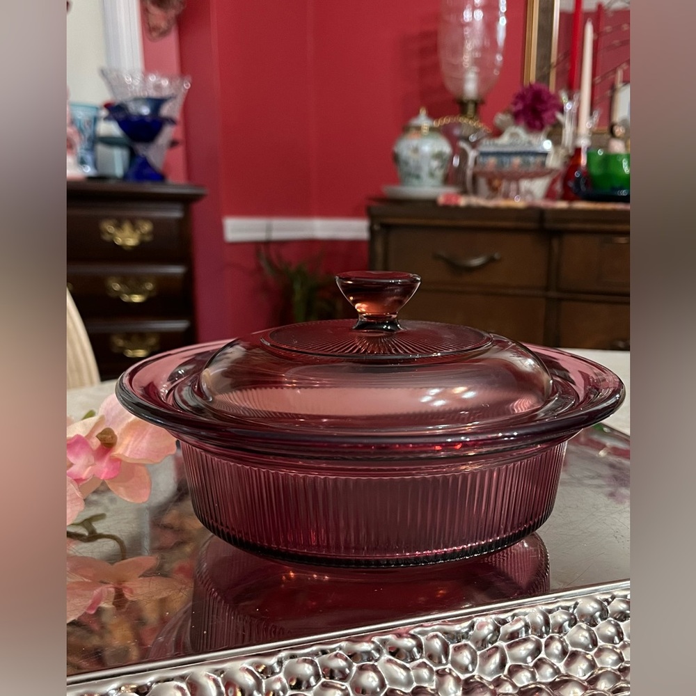 Vintage Corning Visions Cranberry 24 oz (750 mL) Covered Ribbed Casserole Dish - Picture 7 of 11